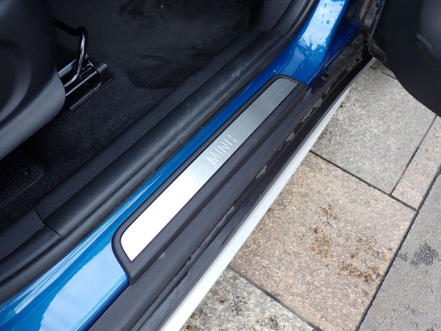 BMW MINI COOPER D CROSSOVER 2022