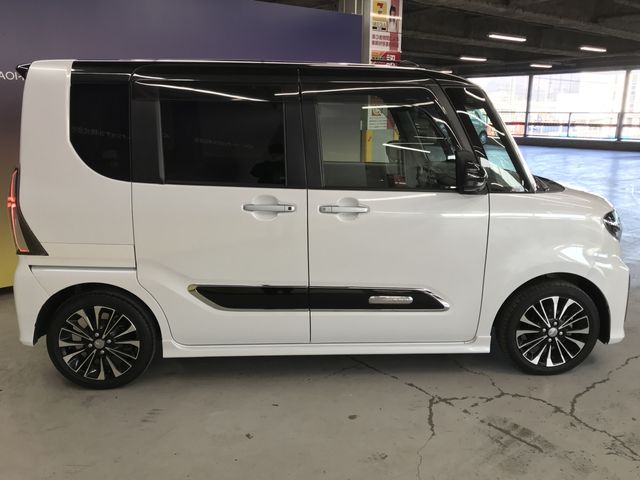 DAIHATSU TANTO CUSTOM 2020