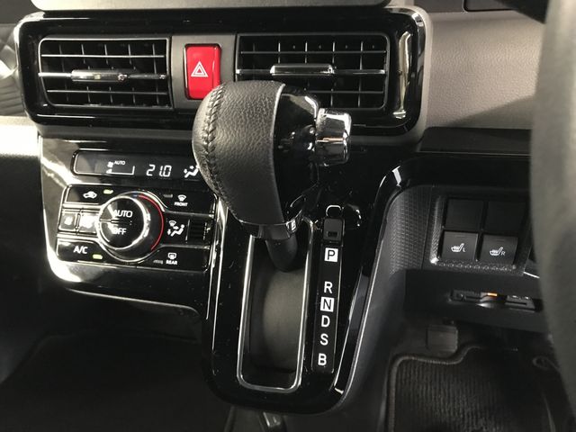 DAIHATSU TANTO CUSTOM 2020