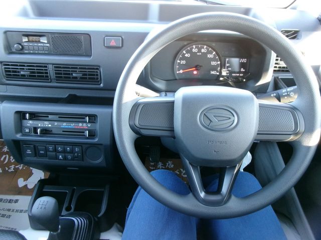 DAIHATSU HIJET truck 4WD 2025