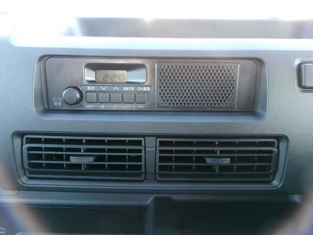 DAIHATSU HIJET truck 4WD 2025