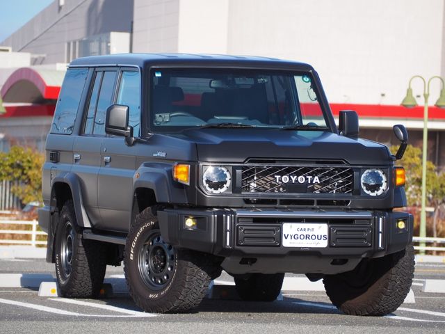 TOYOTA LANDCRUISER 70 2024
