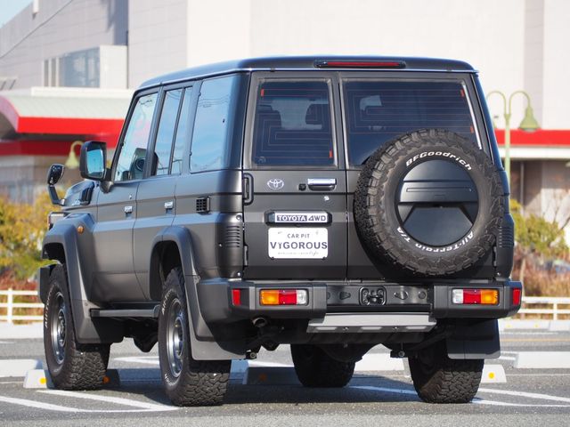 TOYOTA LANDCRUISER 70 2024