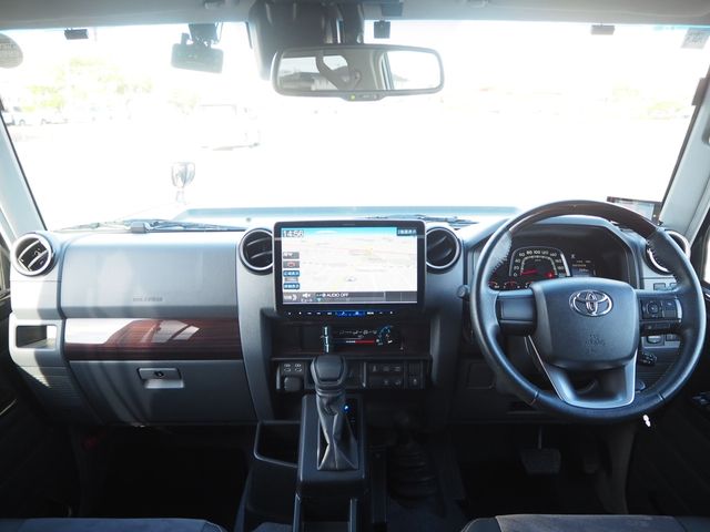 TOYOTA LANDCRUISER 70 2024