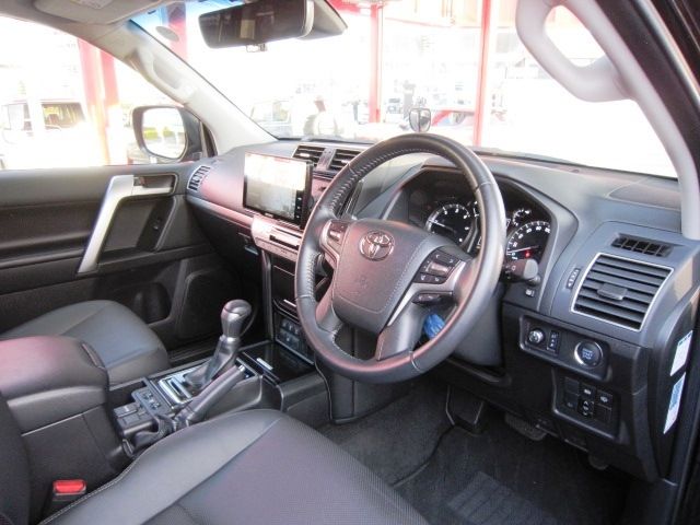 TOYOTA LANDCRUISER PRADO 2021