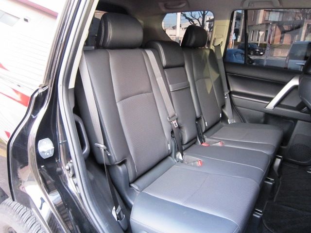 TOYOTA LANDCRUISER PRADO 2021