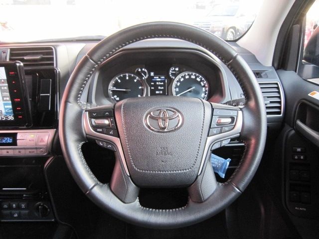 TOYOTA LANDCRUISER PRADO 2021