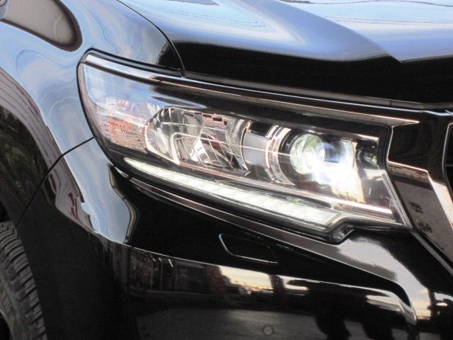 TOYOTA LANDCRUISER PRADO 2021