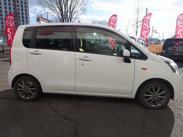 DAIHATSU MOVE 2014