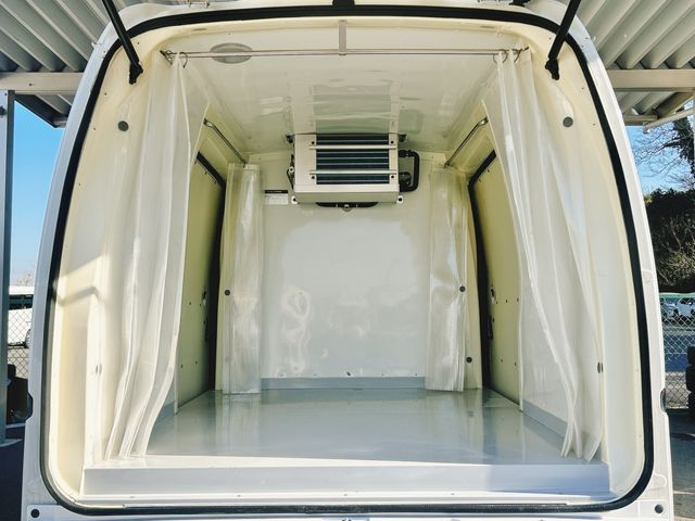 DAIHATSU HIJET CARGO 2010