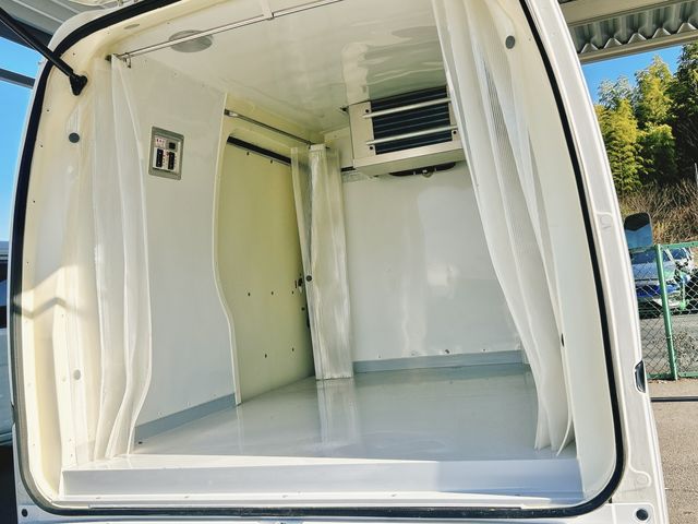 DAIHATSU HIJET CARGO 2010