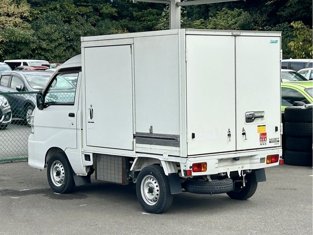 DAIHATSU HIJET truck 2014