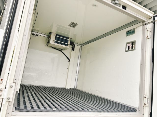 DAIHATSU HIJET truck 2014