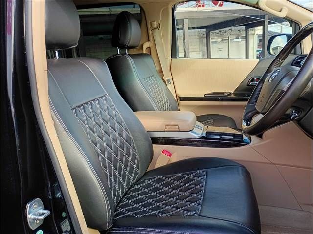 TOYOTA ALPHARD hybrid 4WD 2013