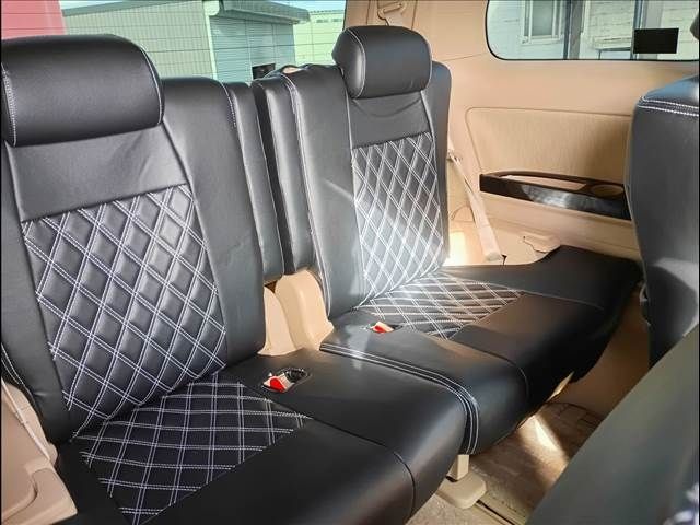 TOYOTA ALPHARD hybrid 4WD 2013