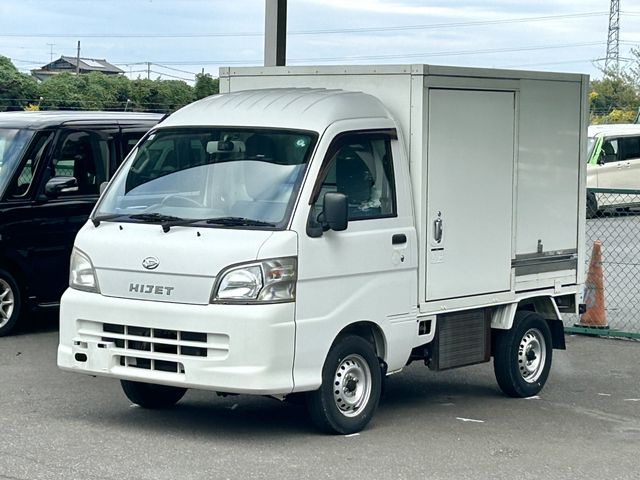 DAIHATSU HIJET truck 4WD 2014