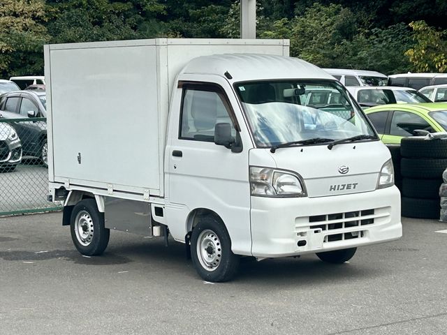 DAIHATSU HIJET truck 4WD 2014