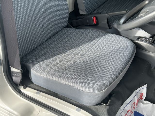 DAIHATSU HIJET truck 4WD 2014