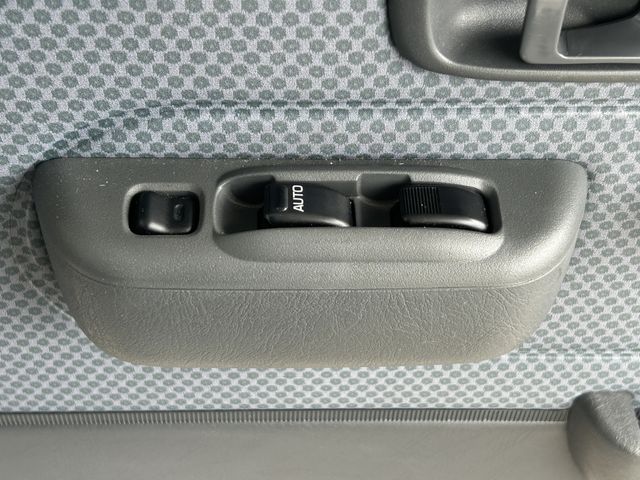 DAIHATSU HIJET truck 4WD 2014