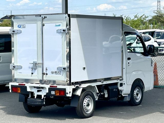 DAIHATSU HIJET truck 2025
