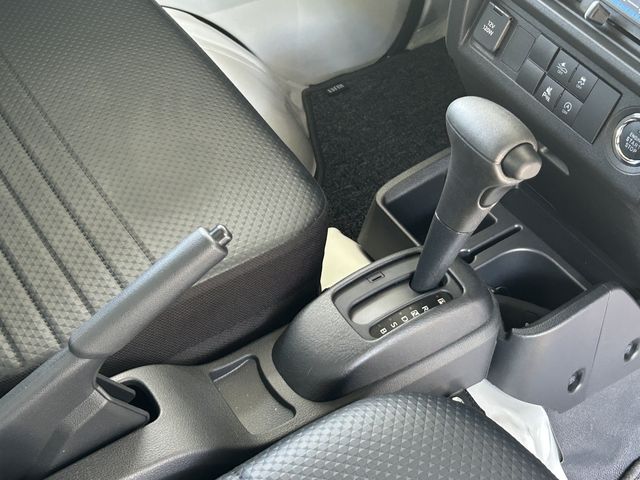 DAIHATSU HIJET truck 2025