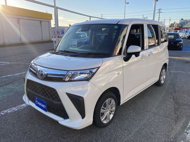 TOYOTA ROOMY 2022