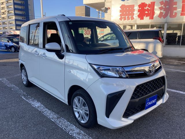 TOYOTA ROOMY 2022