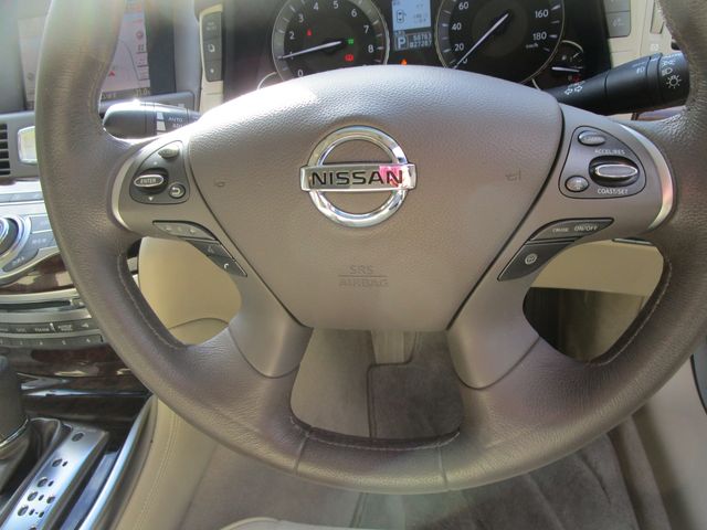 NISSAN FUGA HYBRID 2011