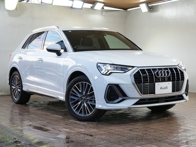 AUDI AUDI Q3 2024