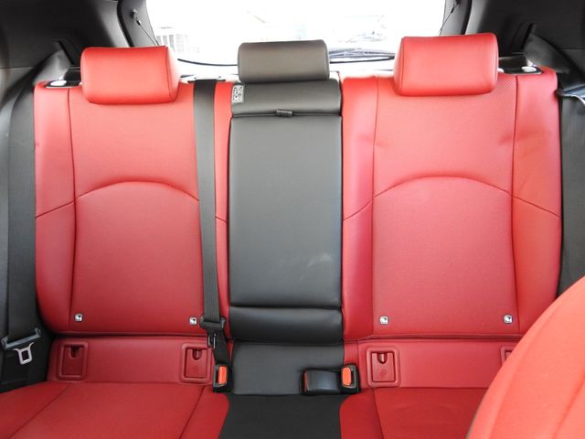 TOYOTA LEXUS UX250h 1956