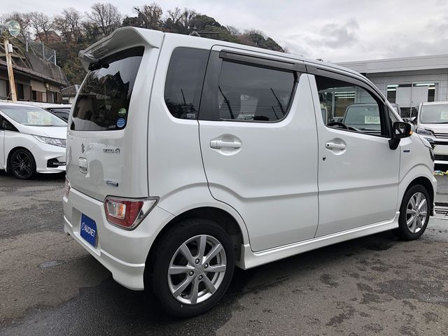 SUZUKI WAGON R 2019