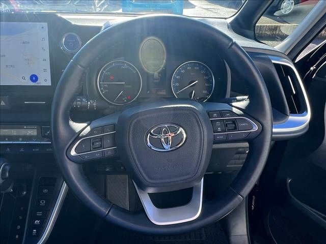 TOYOTA NOAH HYBRID 2023