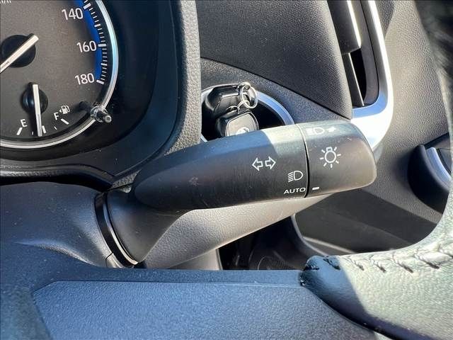 TOYOTA NOAH HYBRID 2023