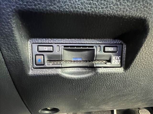 TOYOTA NOAH HYBRID 2023