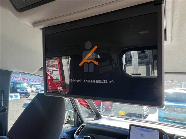 TOYOTA NOAH HYBRID 2023