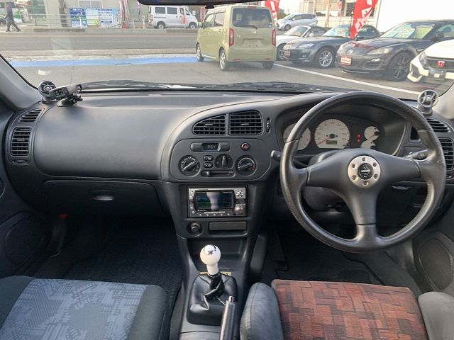 MITSUBISHI LANCER  4WD 1998