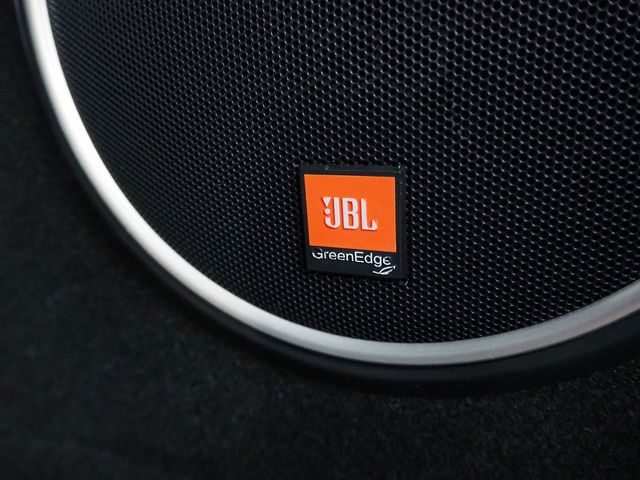 TOYOTA HARRIER 4WD 2017