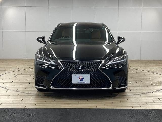 TOYOTA LEXUS LS500 2021