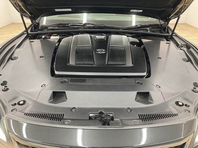 TOYOTA LEXUS LS500 2021