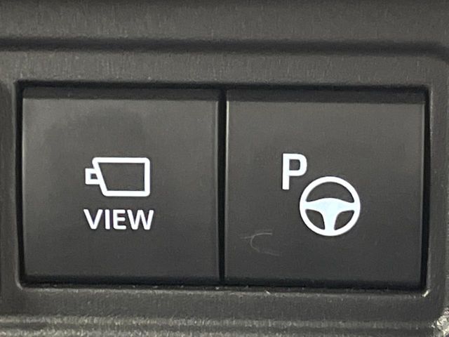 TOYOTA COROLLA CROSS HYBRID 2025