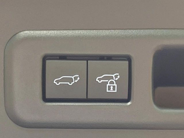 TOYOTA LEXUS LBX 2025