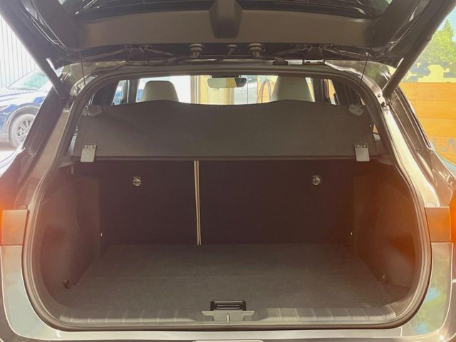 TOYOTA LEXUS LBX 2025