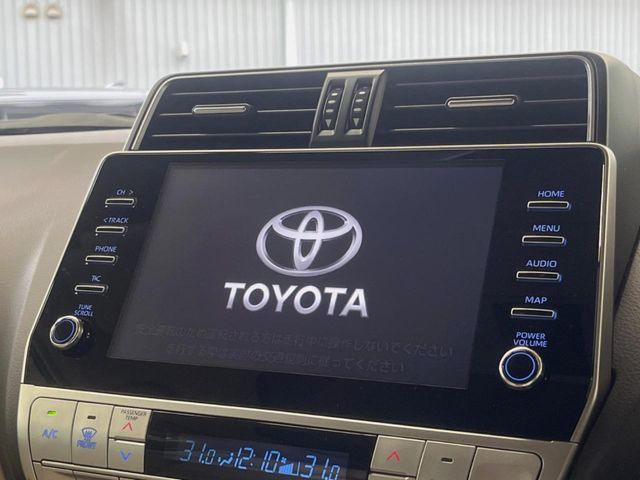 TOYOTA LANDCRUISER PRADO 2022