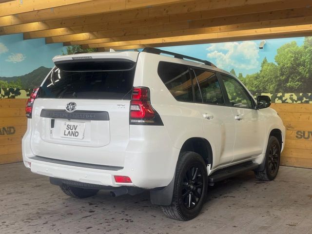 TOYOTA LANDCRUISER PRADO 2022