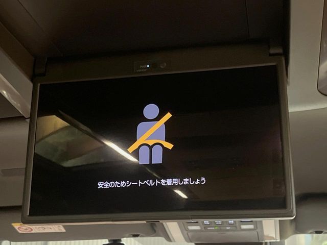 TOYOTA VELLFIRE  HYBRID 2023