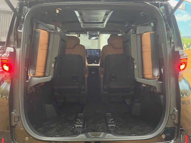 TOYOTA VELLFIRE  HYBRID 2023