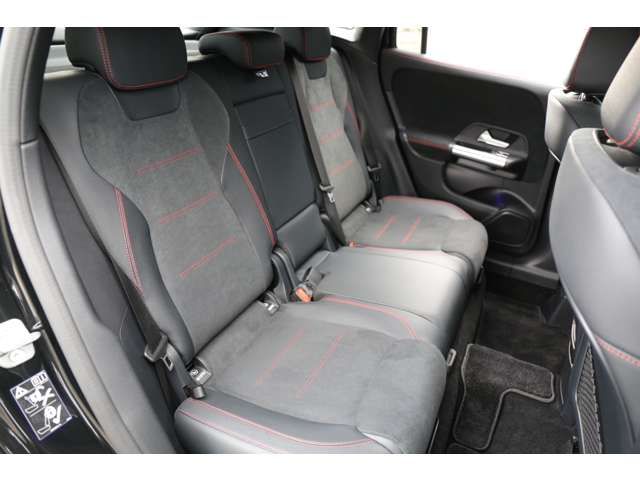 MERCEDES BENZ MERCEDES BENZ GLA class 2023