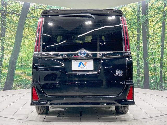 TOYOTA NOAH HYBRID 2021