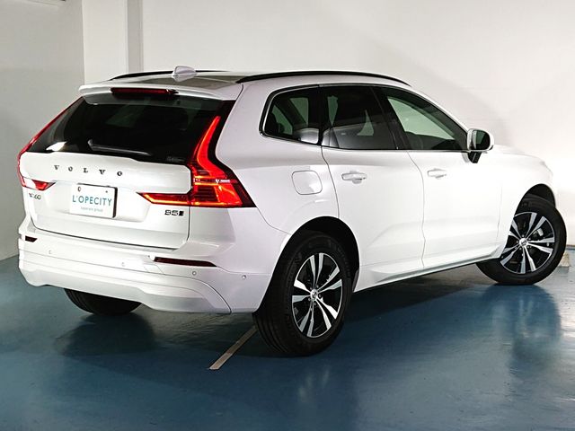 VOLVO VOLVO XC60 2022