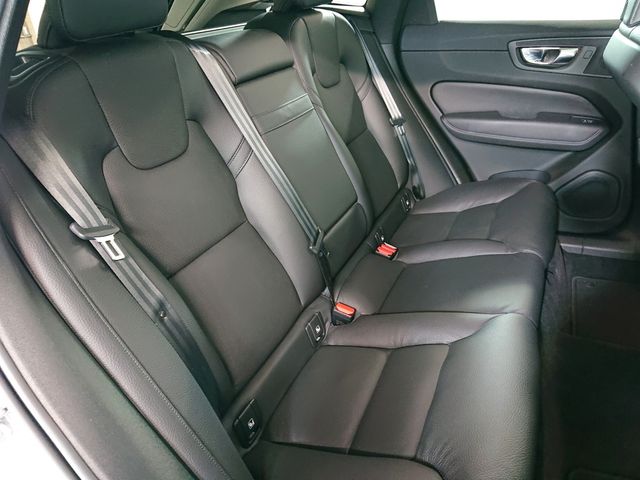 VOLVO VOLVO XC60 2022